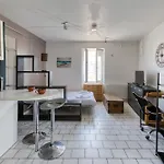 Studio Apartment *